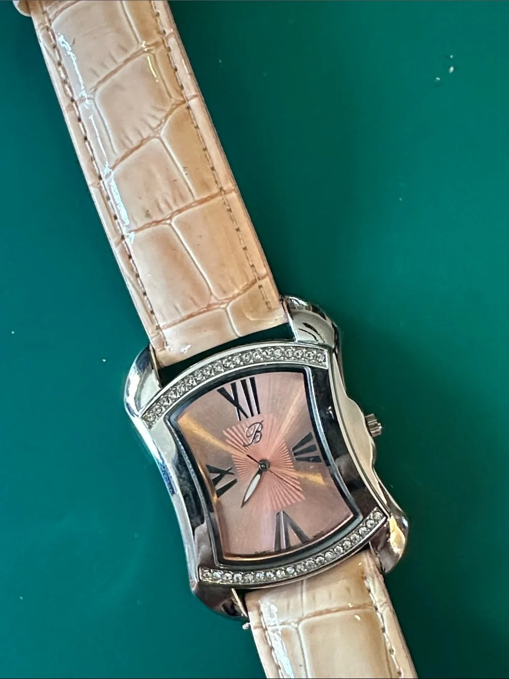 NWOT Brighton Women’s Pink large face  Watch w/  Crystal Accents